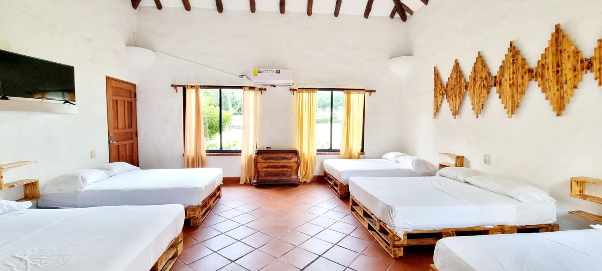 Mia Nueva Gorgona Hotel Kültér fotó