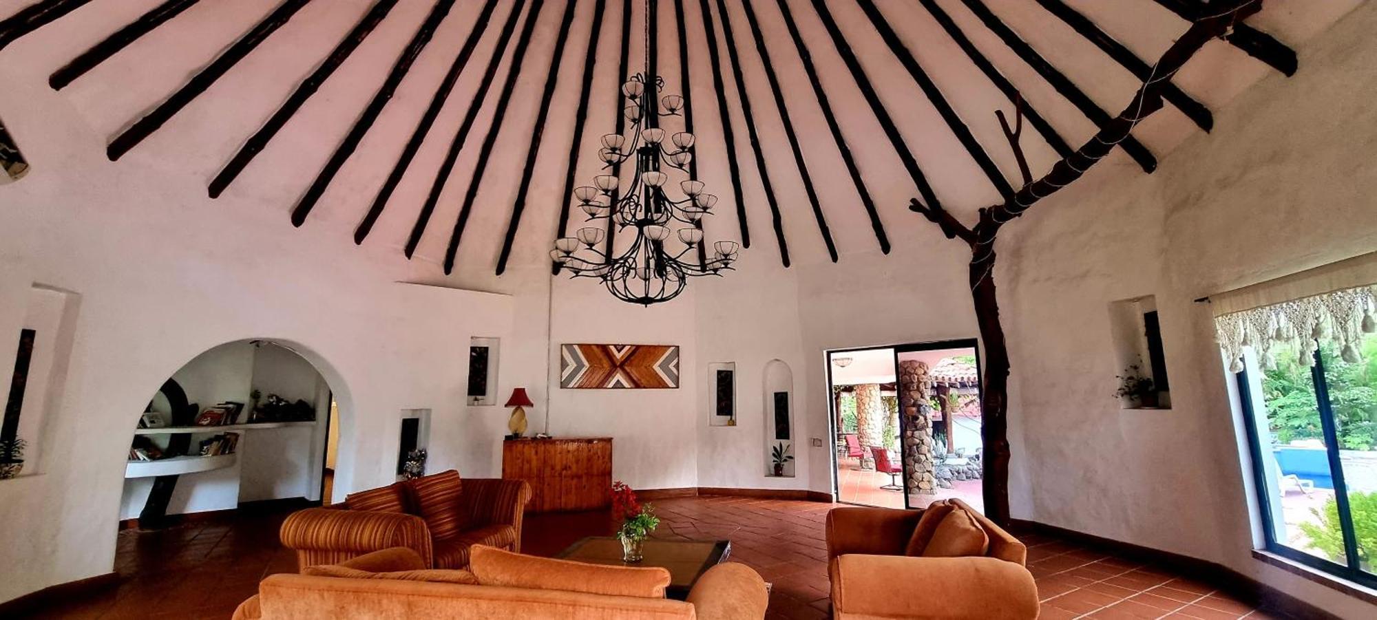 Mia Nueva Gorgona Hotel Kültér fotó
