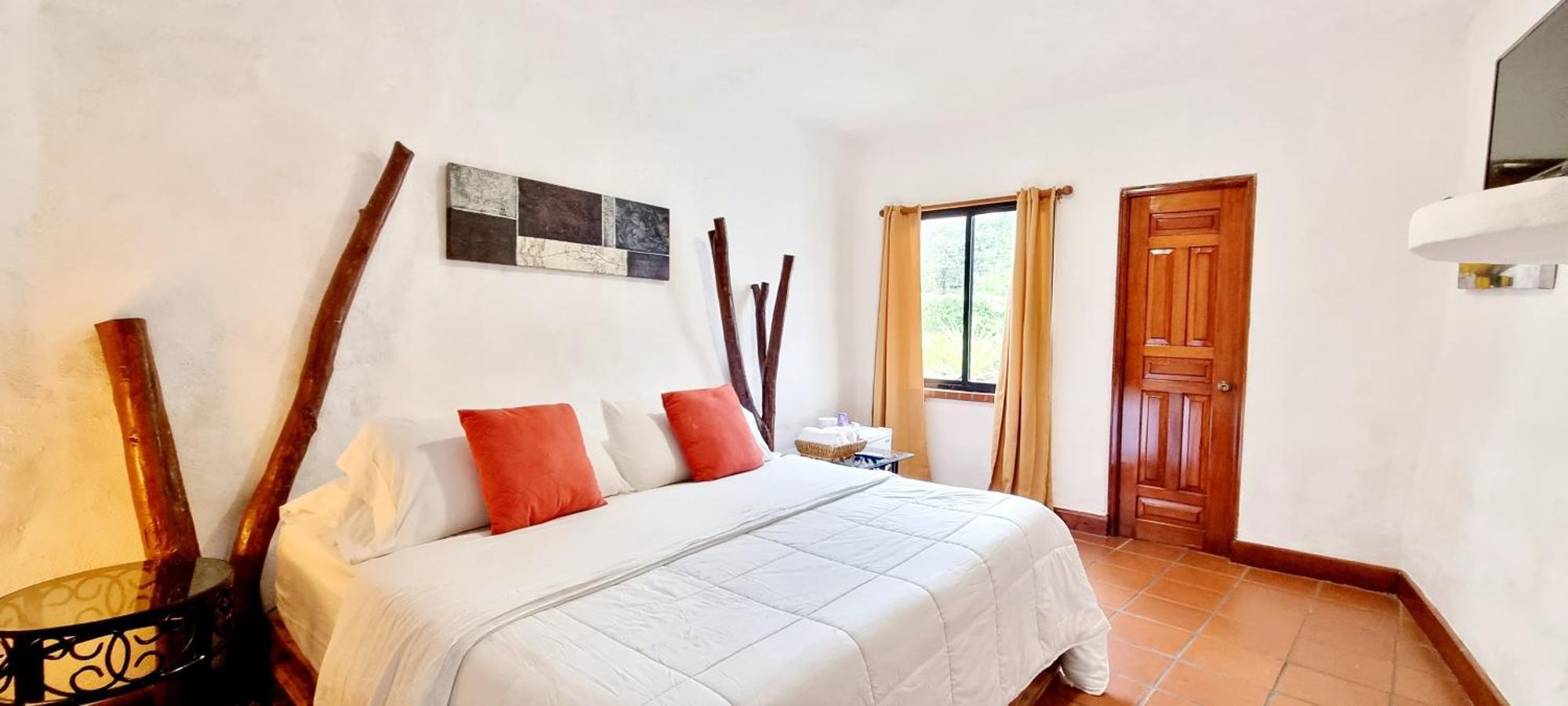 Mia Nueva Gorgona Hotel Kültér fotó
