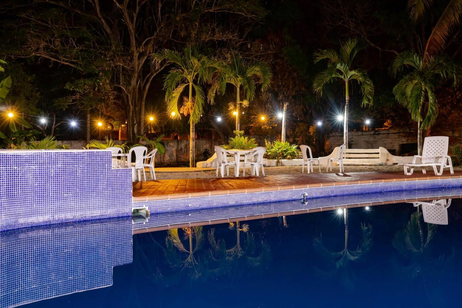 Mia Nueva Gorgona Hotel Kültér fotó