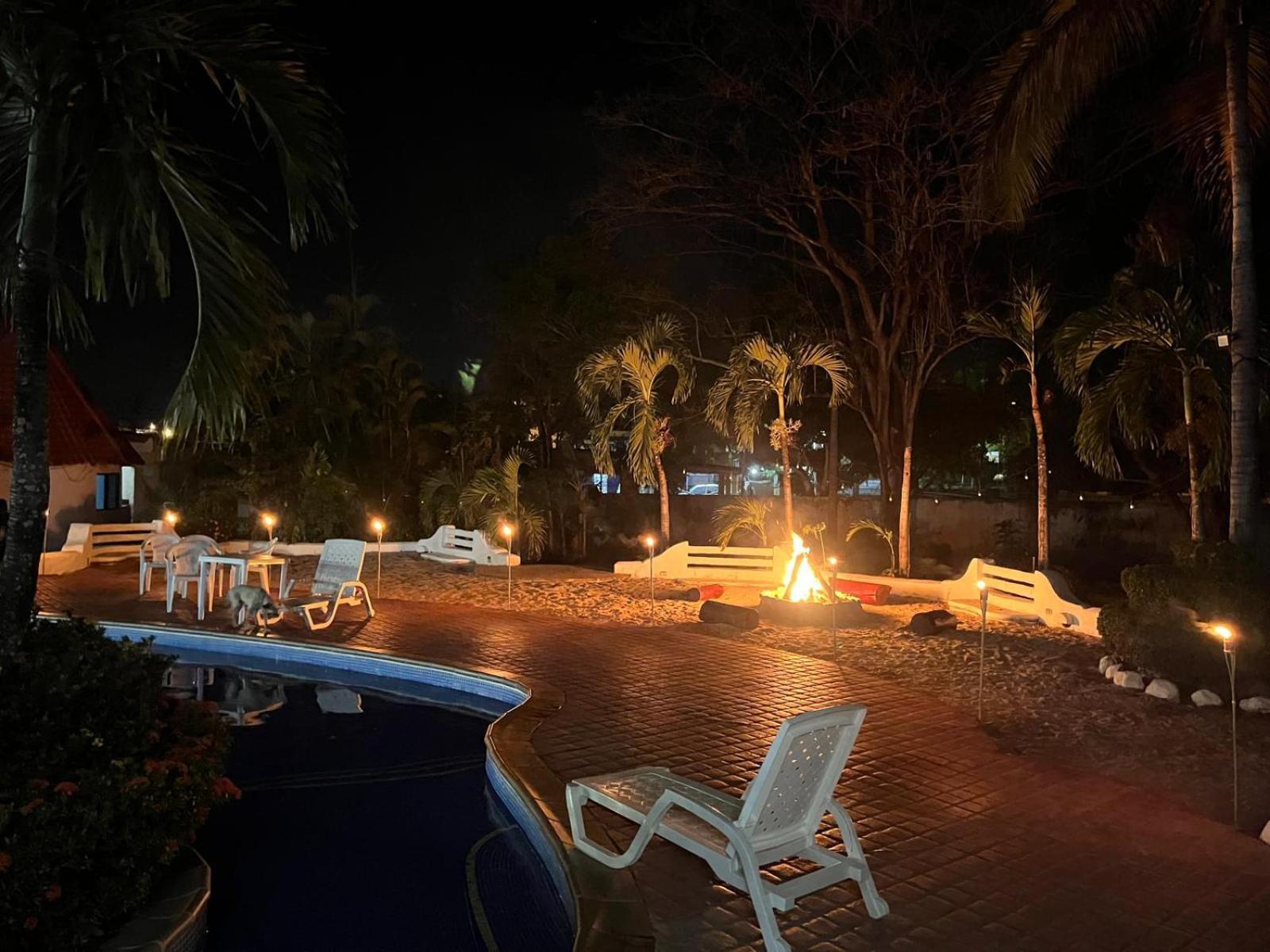 Mia Nueva Gorgona Hotel Kültér fotó